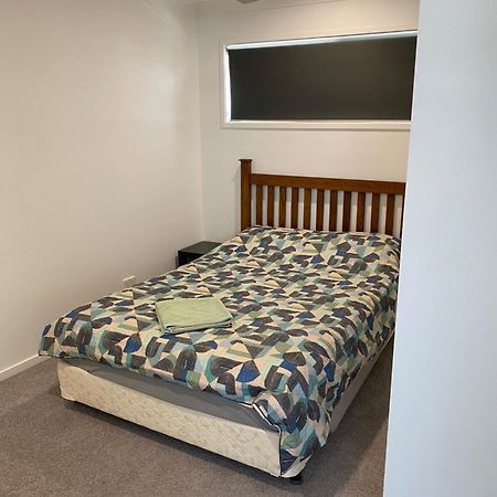 2Bd Family Or Couple Guesthouse Upstairs Near Turf Club, Hota In Bundall Gold Coast Exterior foto